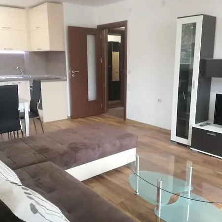 Apartman Fashion Szandanszki